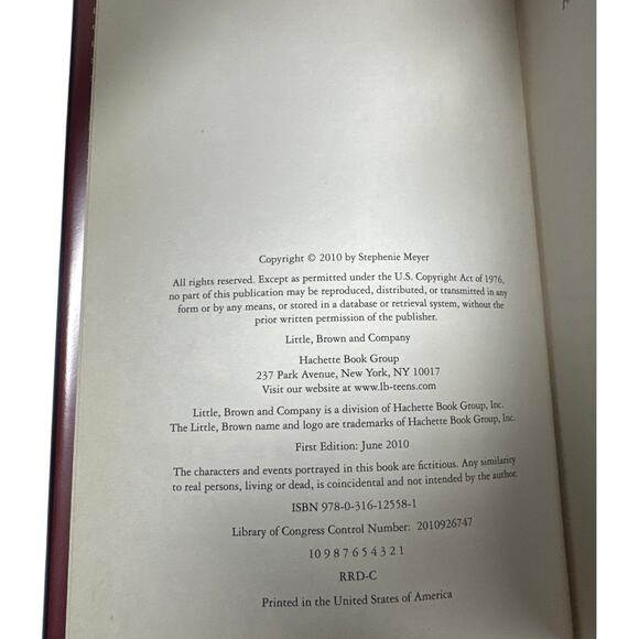 The Short Second Life of Bree Tanner by Stephenie Meyer 1st Edition 1st Printing - Picture 3 of 7